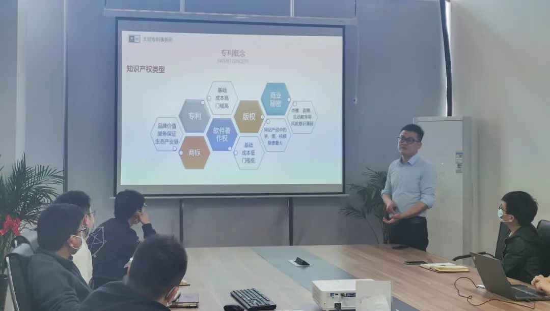 d9e678e1a4ad67593b420c05b1003c0b665d79e834983 微信图片_20240603160647.png